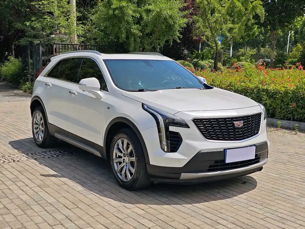 Cadillac XT4 — фото 3