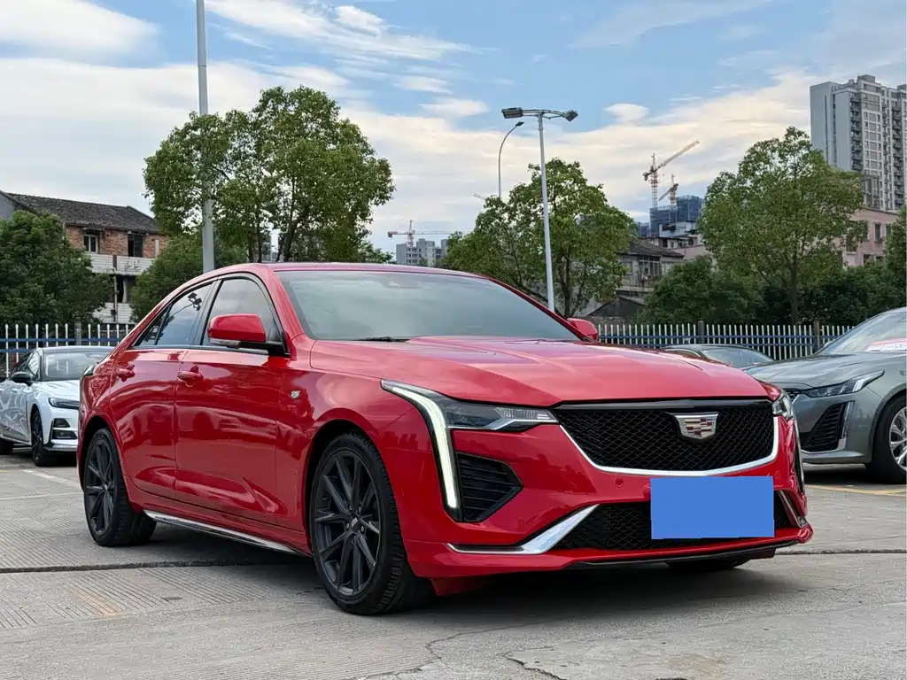 Cadillac CT4 — фото 3