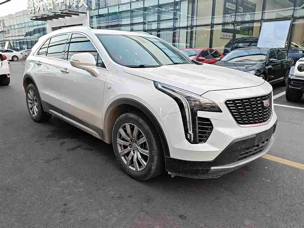 Cadillac XT4 — фото 3