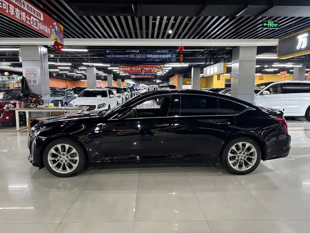 Cadillac CT5 — фото 3
