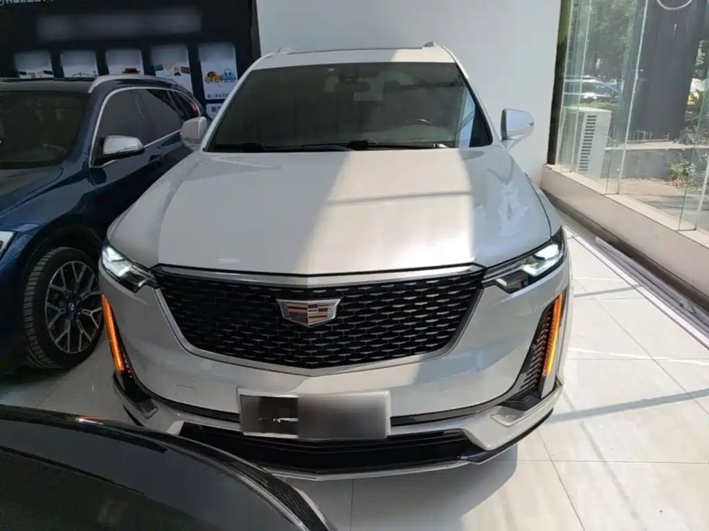 Cadillac XT6 — фото 3