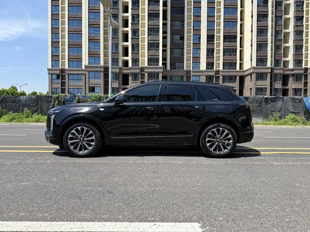 Cadillac XT5 — фото 4