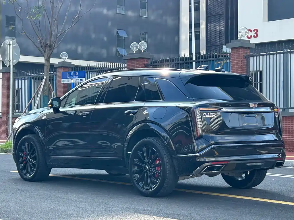 Cadillac XT5 — фото 4