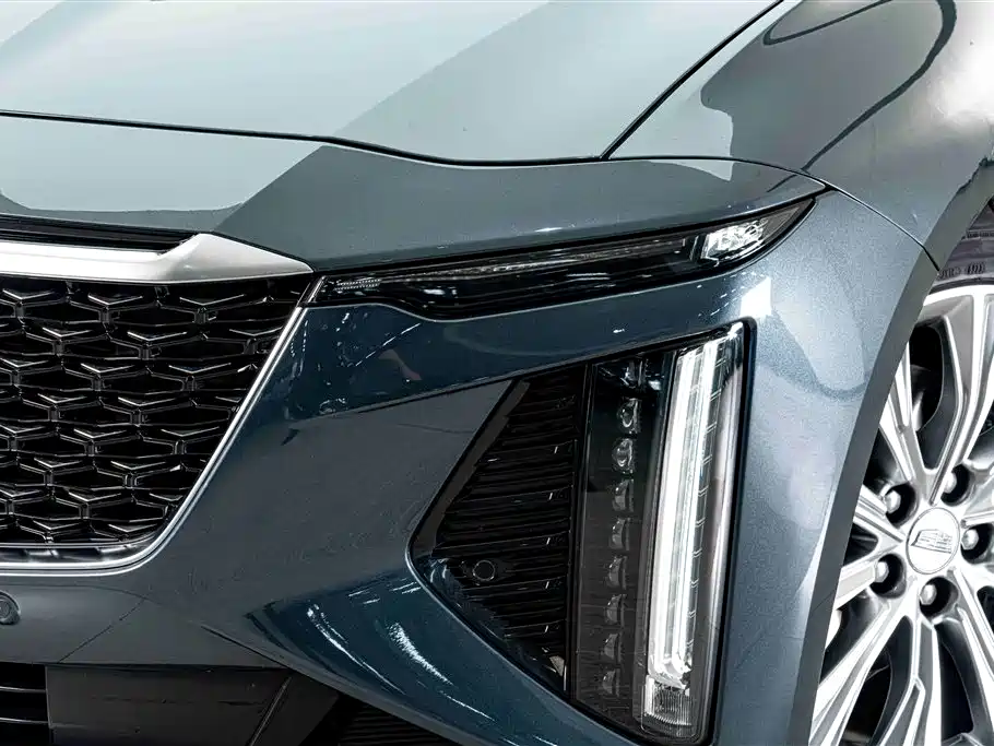 Cadillac CT6 — фото 4