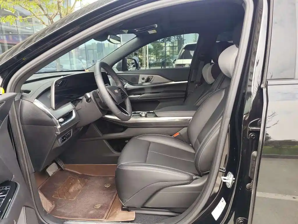 Cadillac XT5 — фото 3