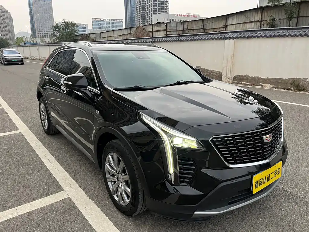 Cadillac XT4 — фото 3