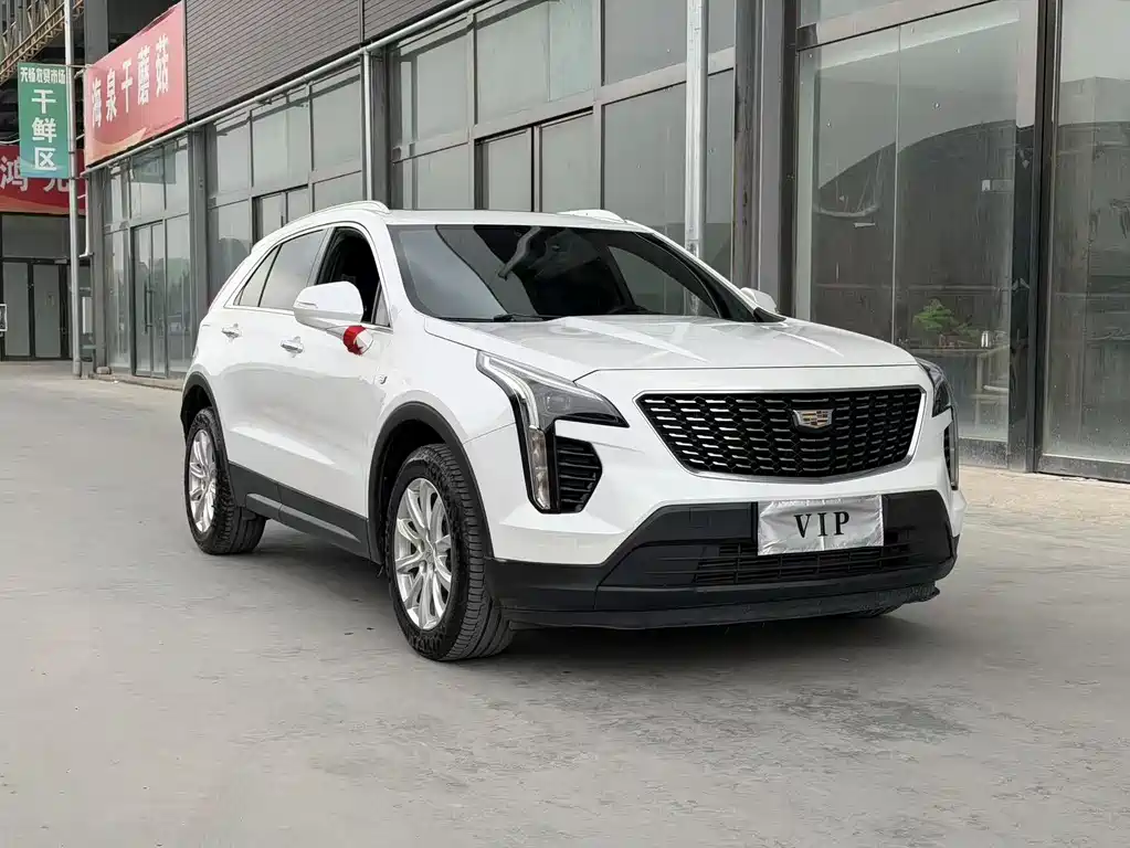 Cadillac XT4 — фото 3