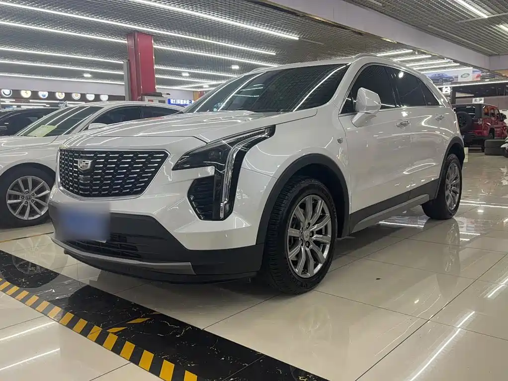 Cadillac XT4 — фото 3