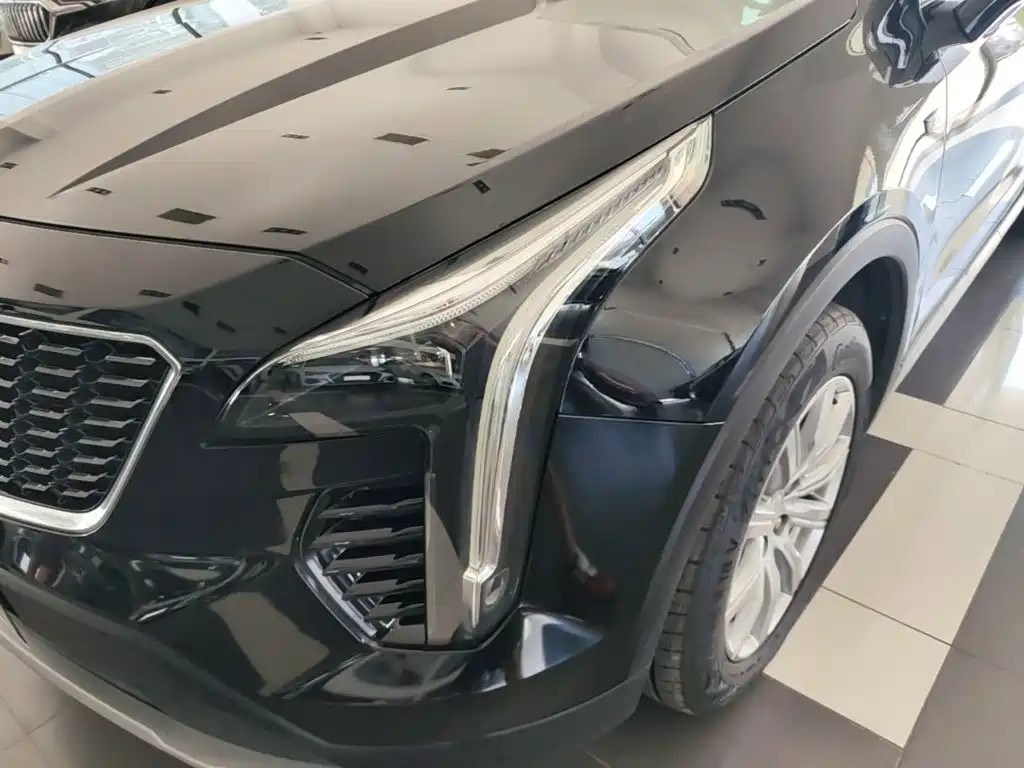 Cadillac XT4 — фото 24