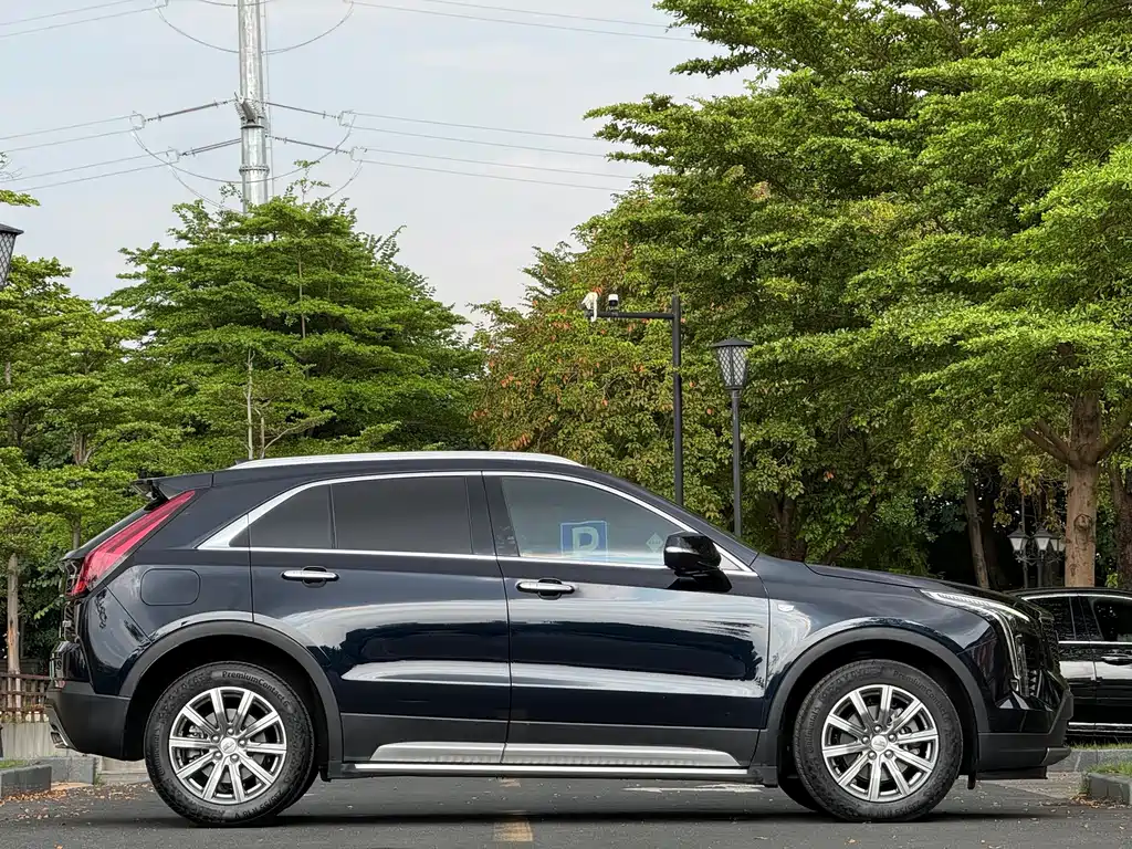 Cadillac XT4 — фото 3