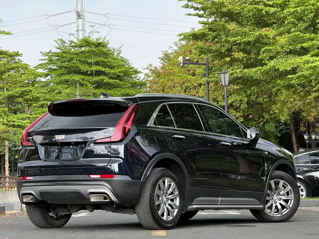 Cadillac XT4 — фото 4