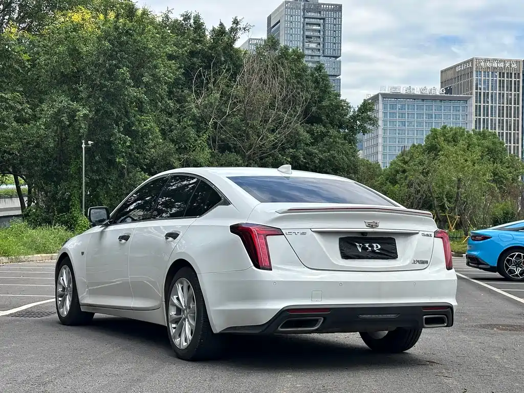 Cadillac CT5 — фото 5