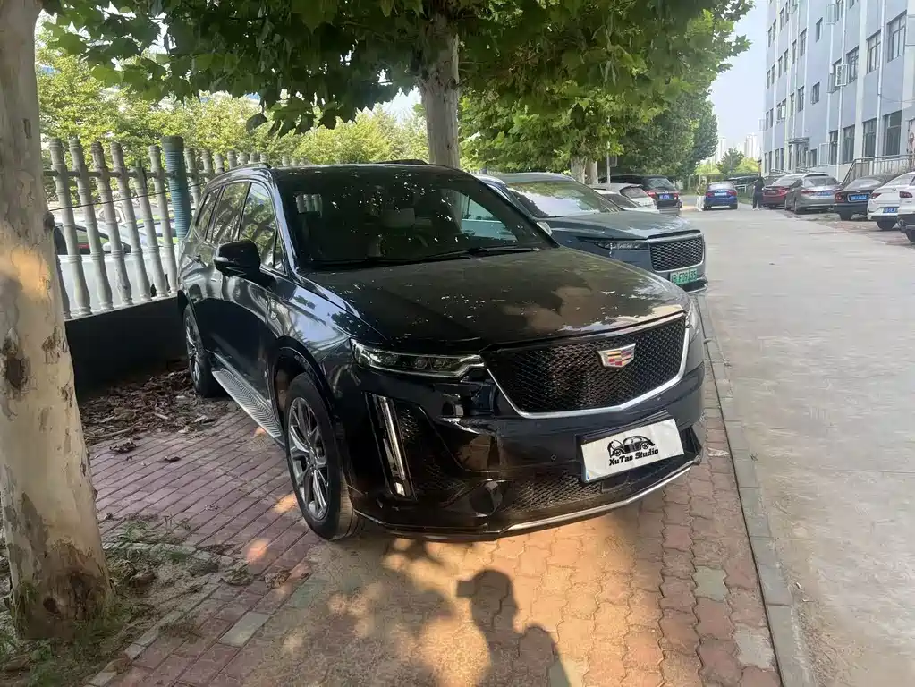 Cadillac XT6 — фото 3