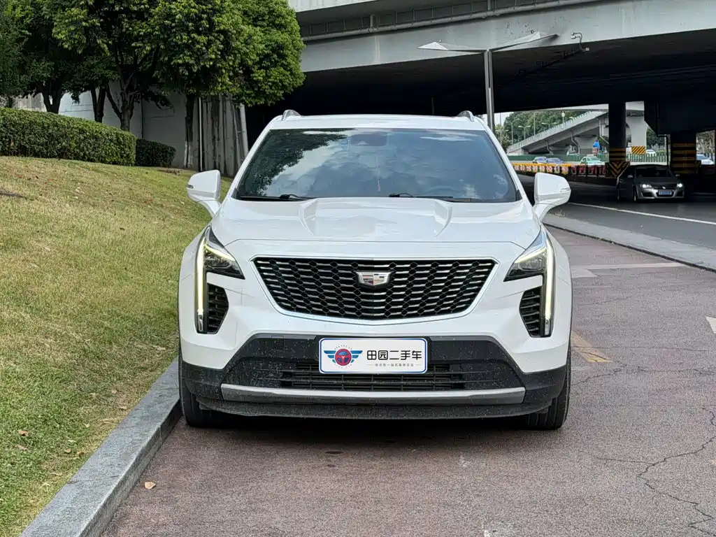 Cadillac XT4 — фото 2