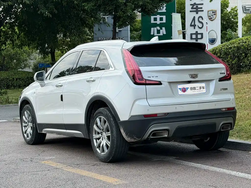 Cadillac XT4 — фото 4