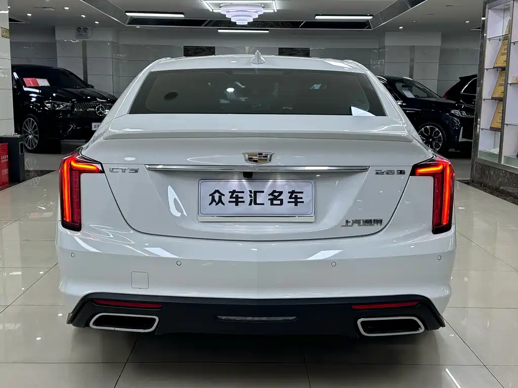 Cadillac CT5 — фото 5