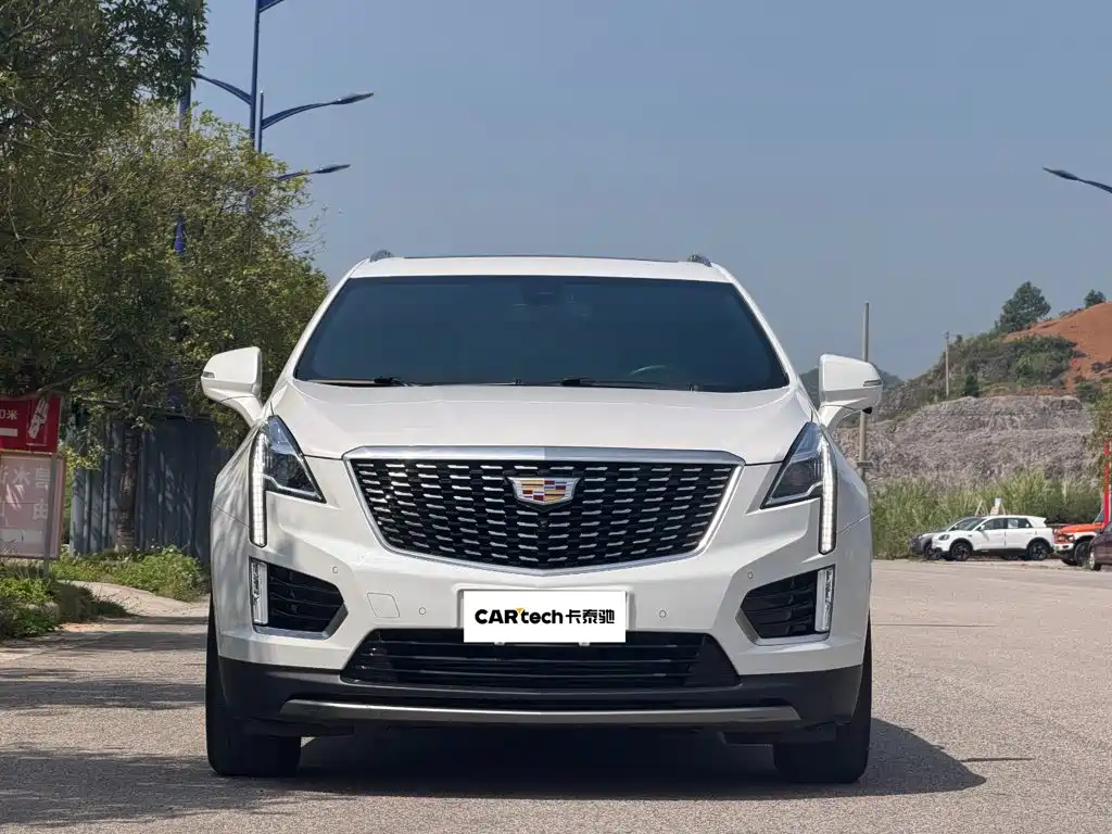Cadillac XT5 — фото 2