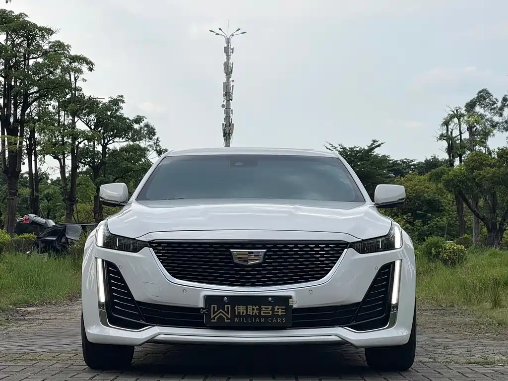 Cadillac CT5 — фото 2