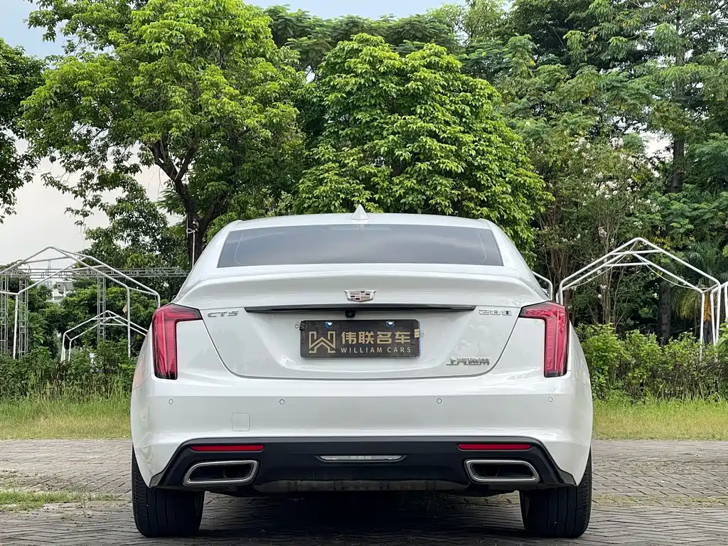 Cadillac CT5 — фото 5