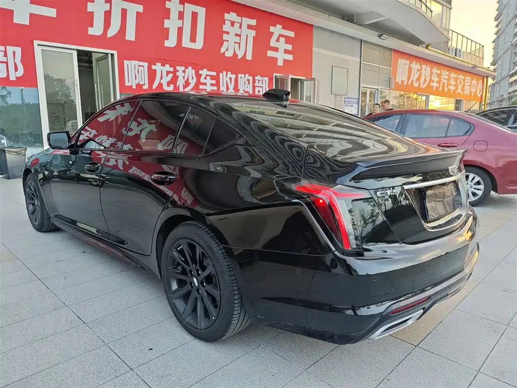 Cadillac CT5 — фото 3