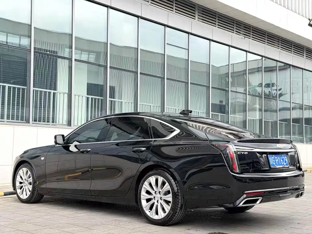 Cadillac CT6 — фото 5