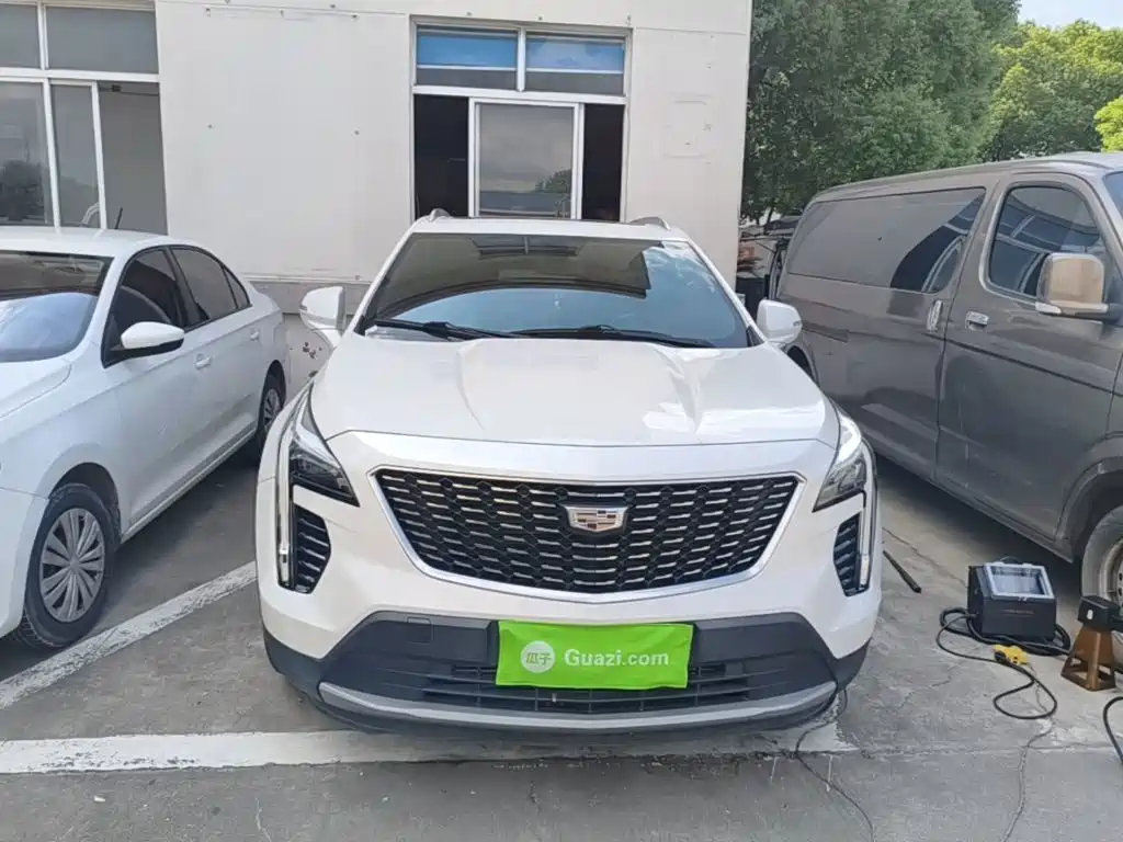 Cadillac XT4 — фото 3