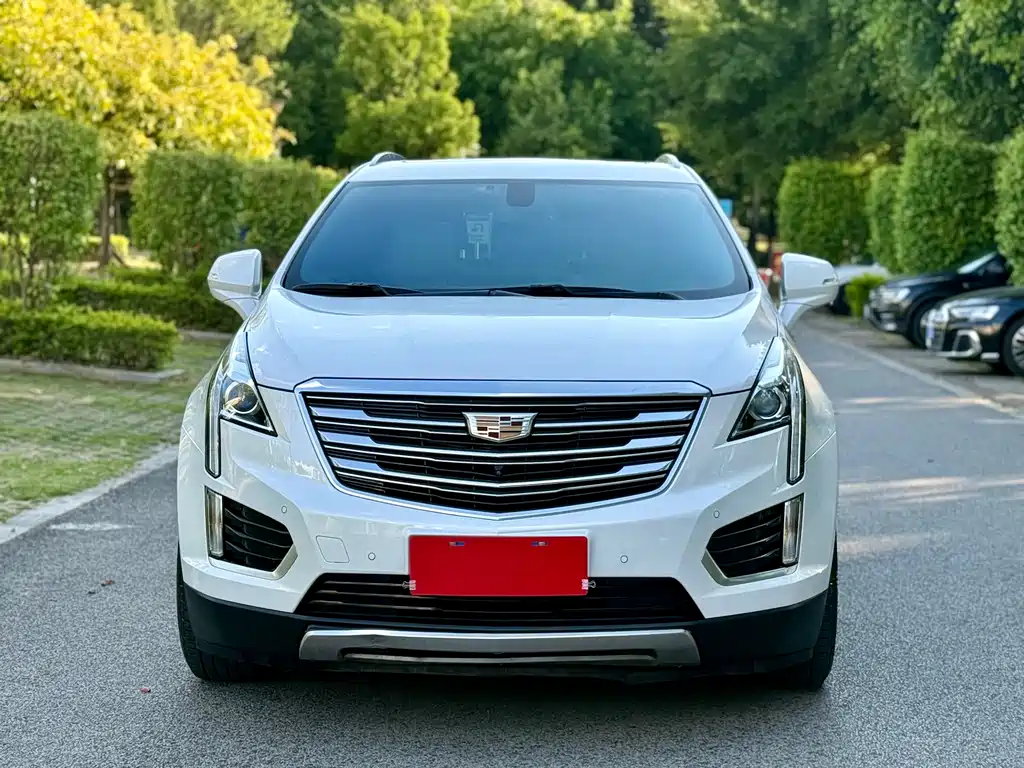 Cadillac XT5 — фото 2