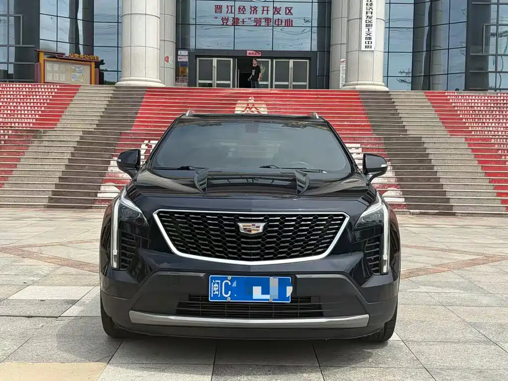 Cadillac XT4 — фото 2