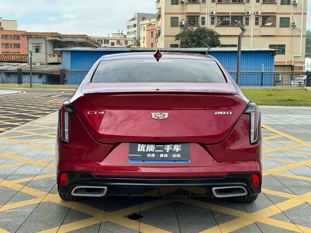 Cadillac CT4 — фото 8