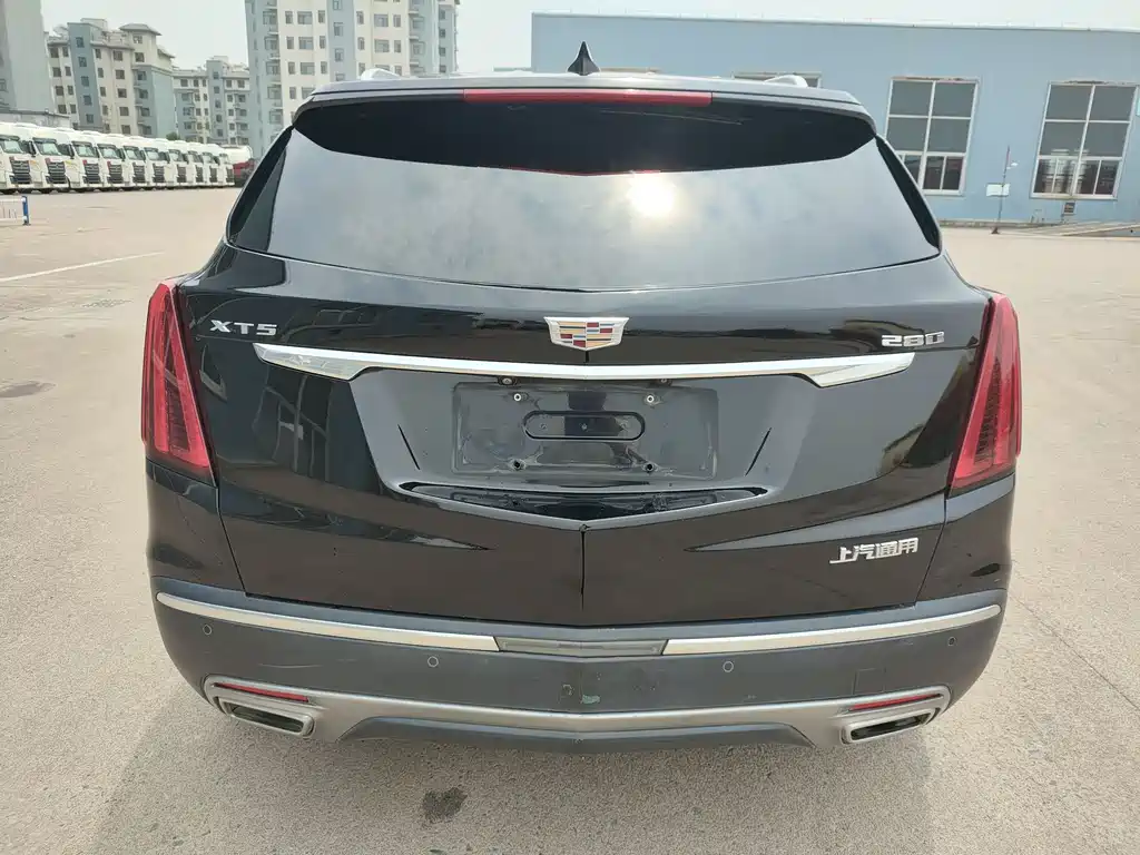 Cadillac XT5 — фото 6