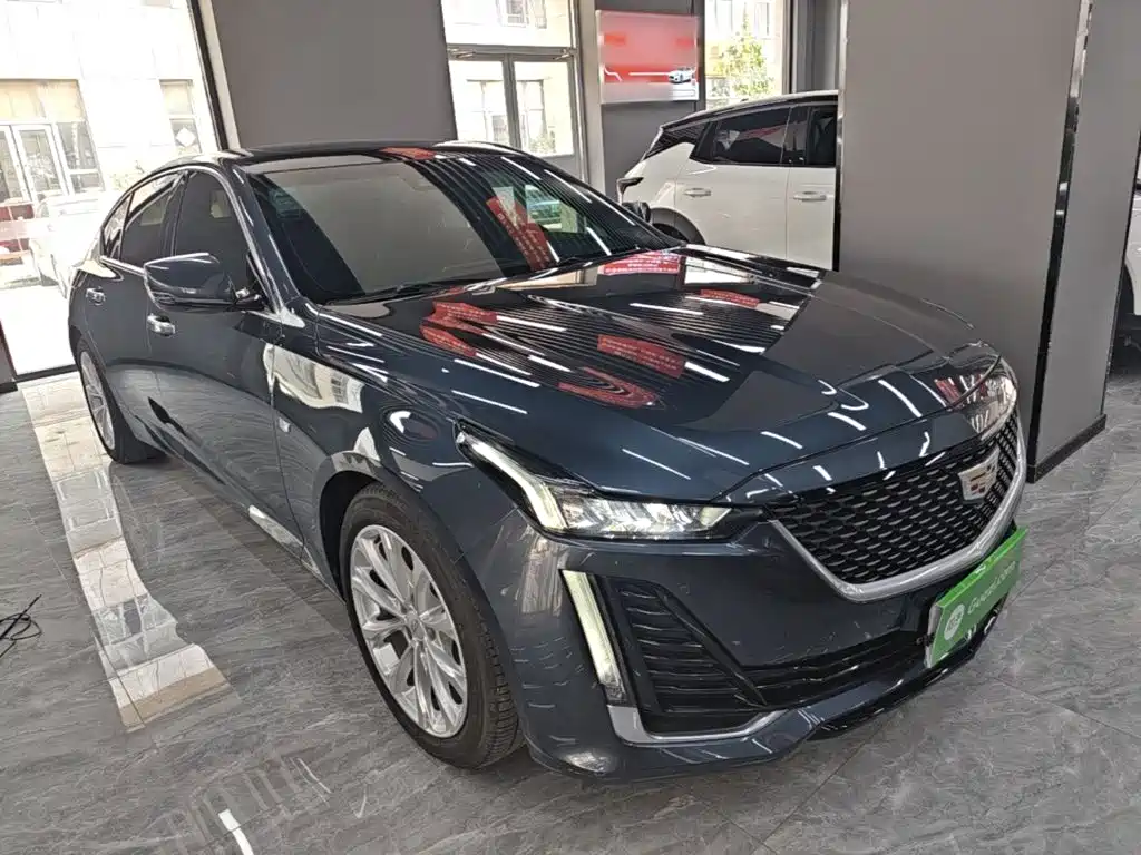 Cadillac CT5 — фото 4