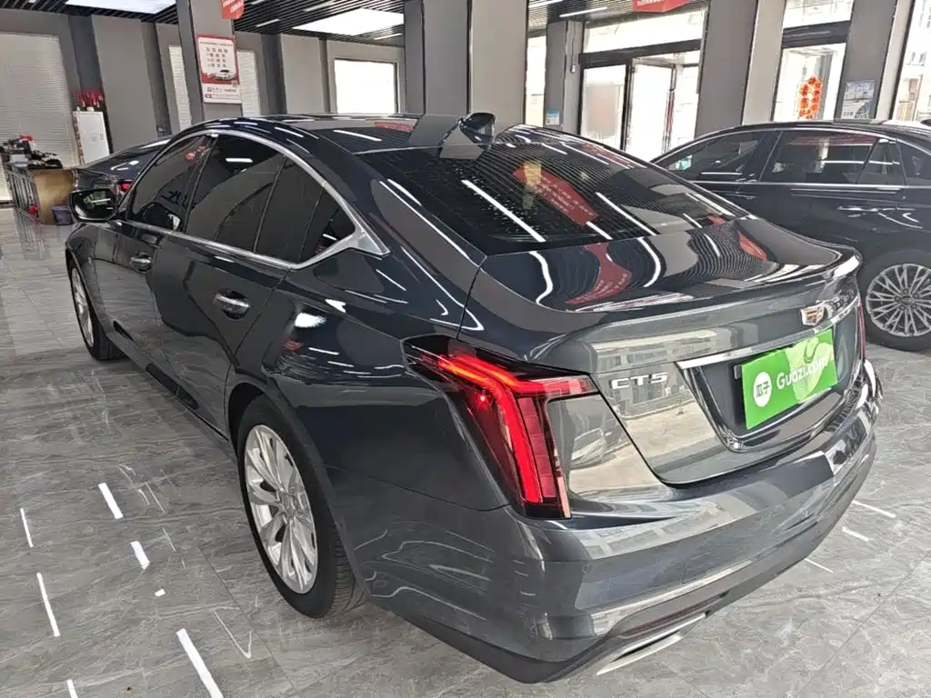 Cadillac CT5 — фото 5