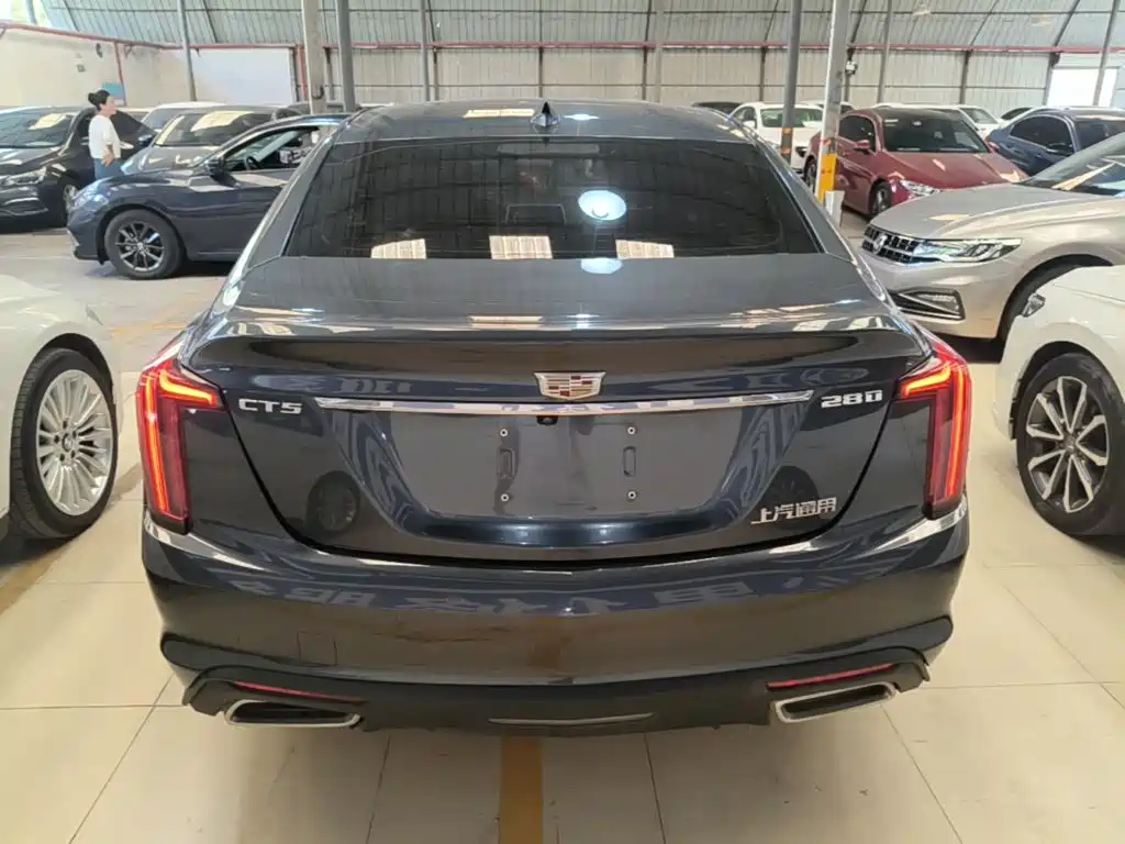 Cadillac CT5 — фото 6