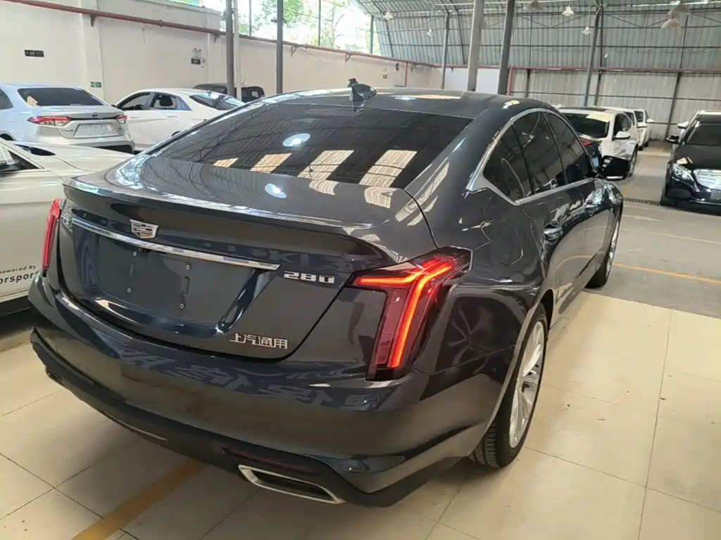 Cadillac CT5 — фото 7