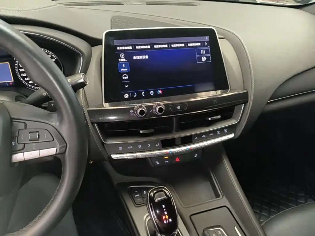 Cadillac CT5 — фото 10