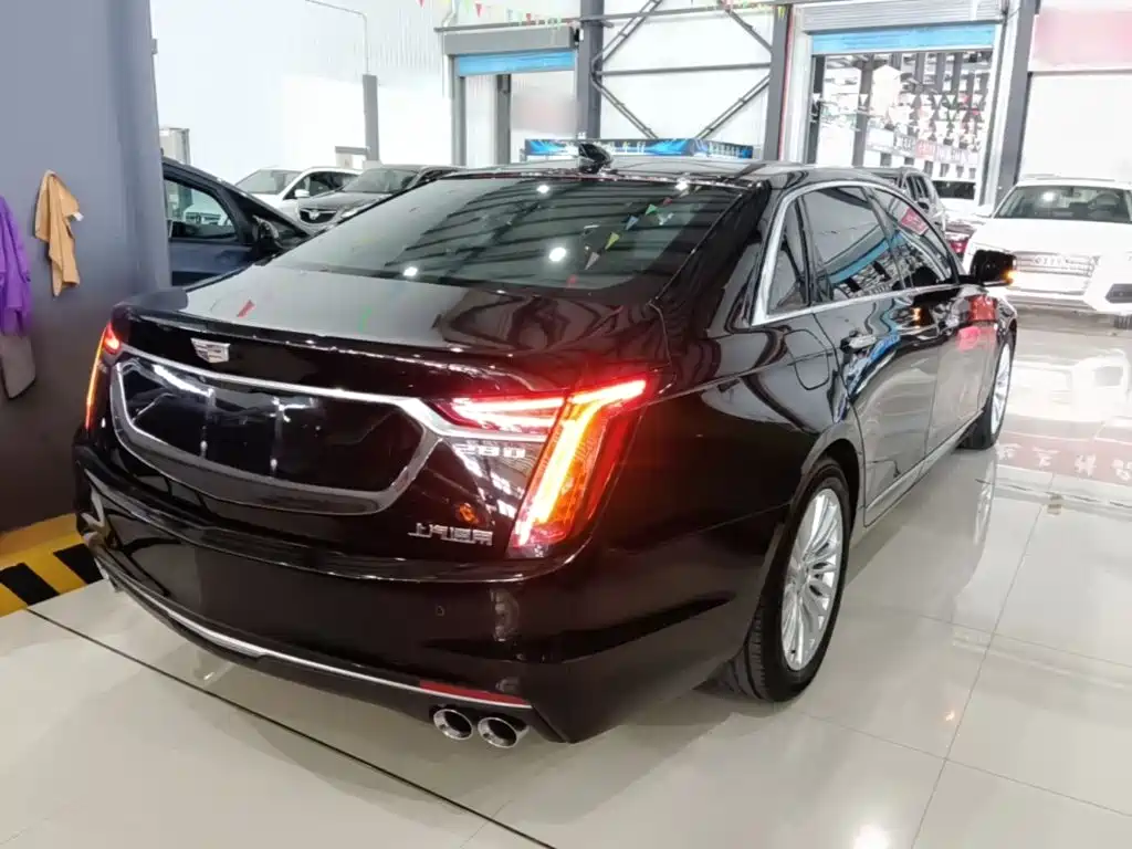 Cadillac CT6 — фото 7