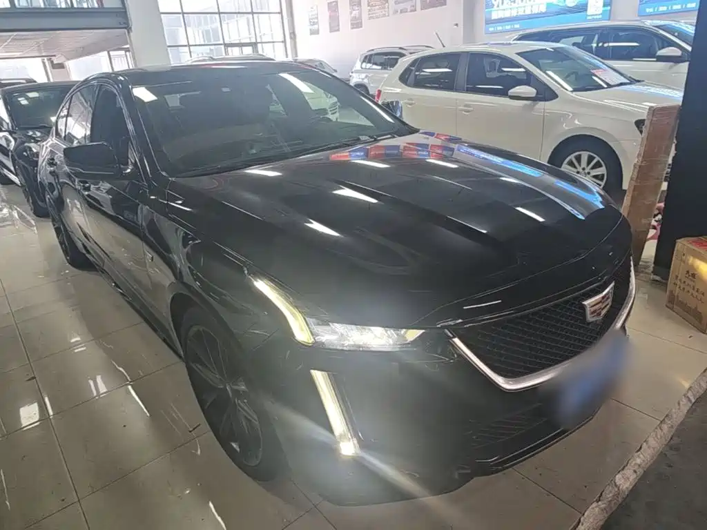 Cadillac CT5 — фото 4