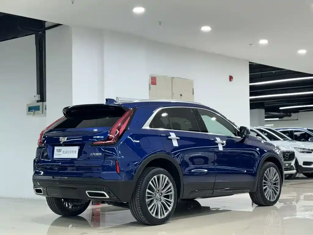Cadillac XT4 — фото 5