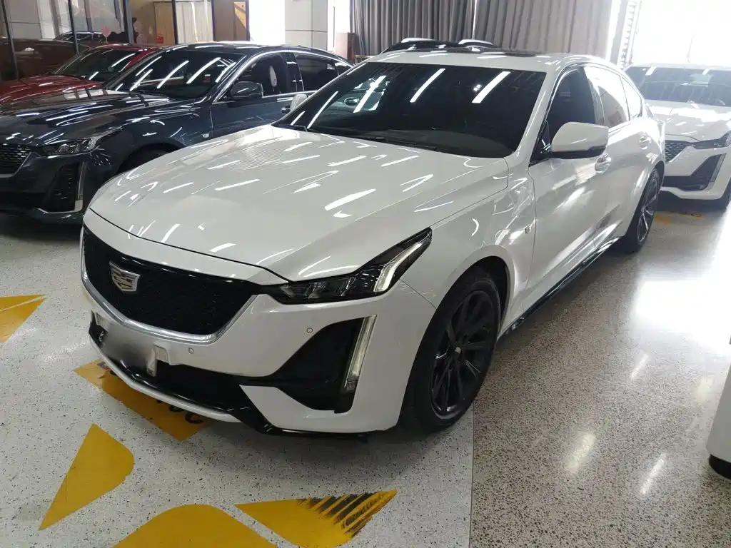 Cadillac CT5 — фото 2