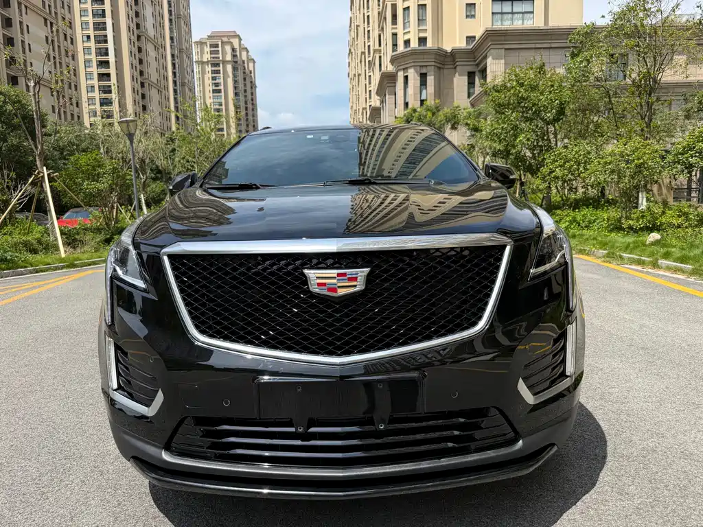 Cadillac XT5 — фото 22
