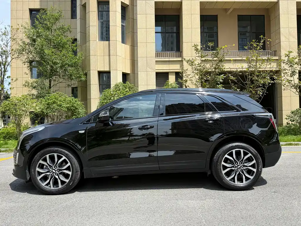 Cadillac XT5 — фото 5