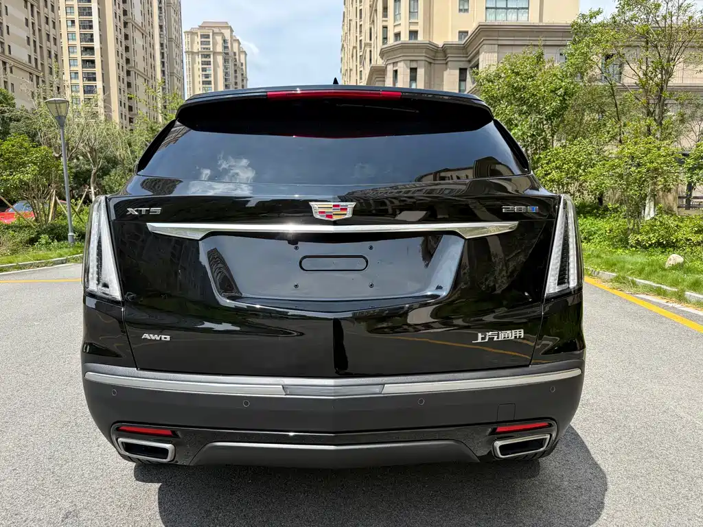 Cadillac XT5 — фото 7