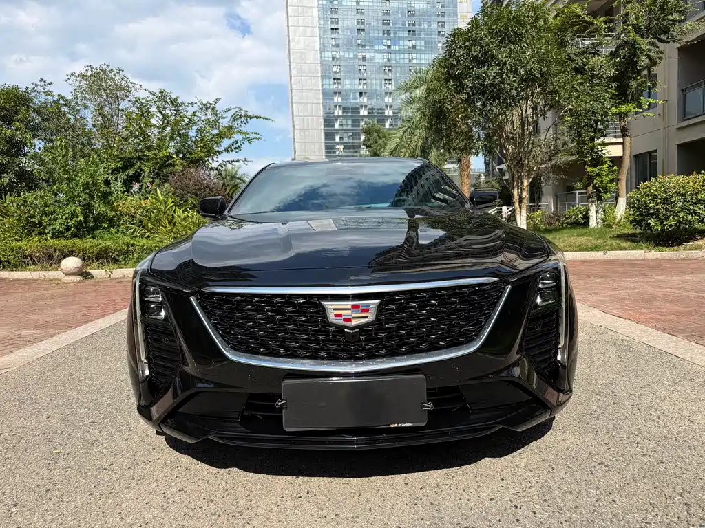 Cadillac CT5 — фото 2