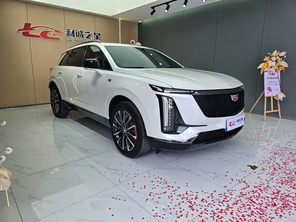 Cadillac XT5 — фото 3