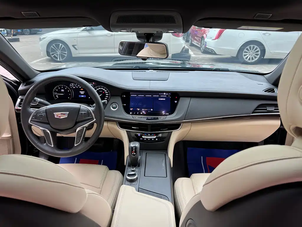 Cadillac CT6 — фото 27