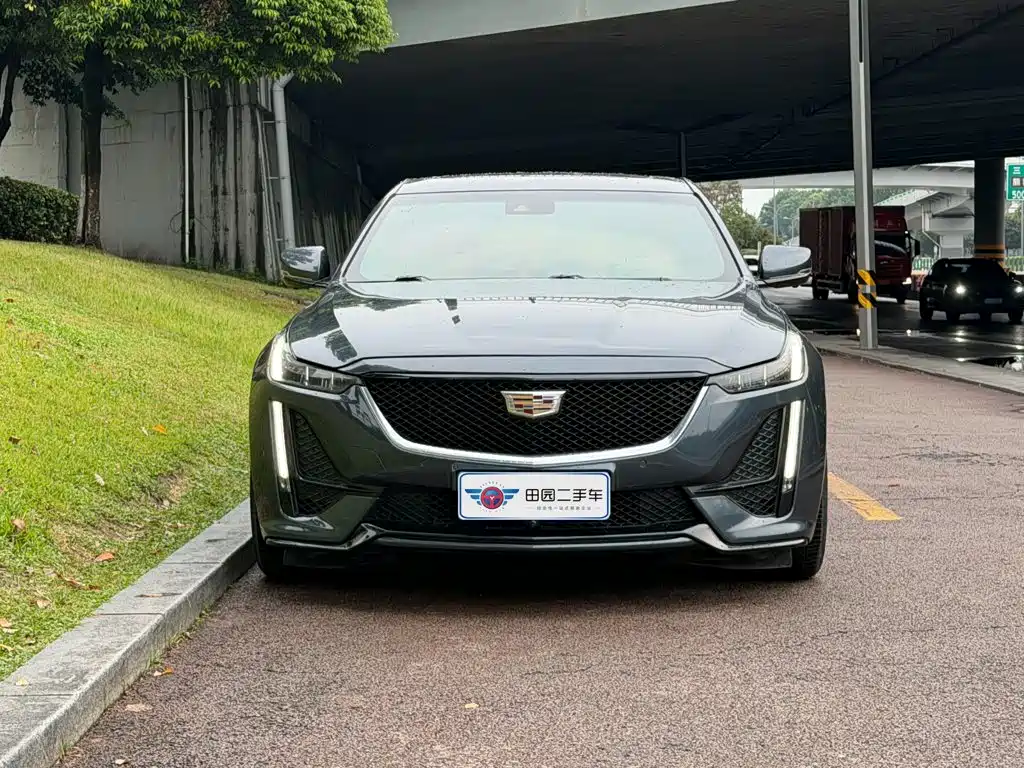 Cadillac CT5 — фото 2