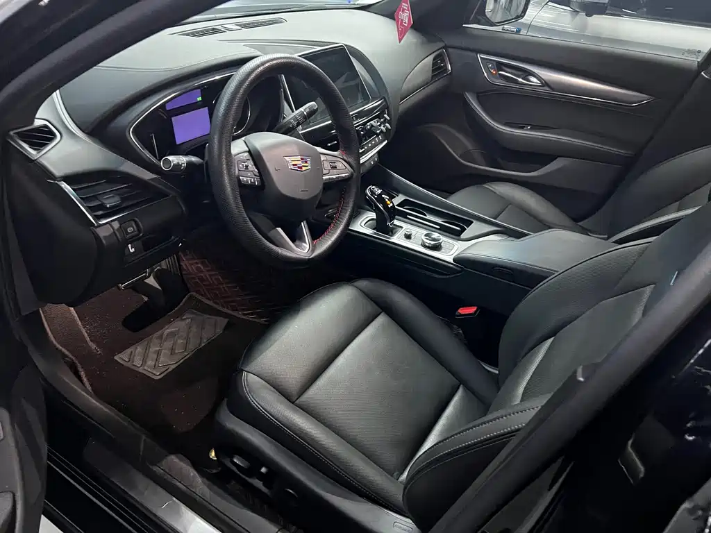 Cadillac CT5 — фото 4
