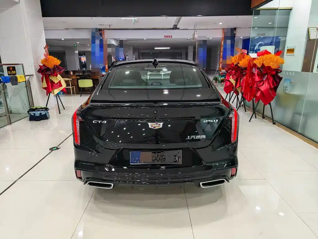 Cadillac CT4 — фото 5
