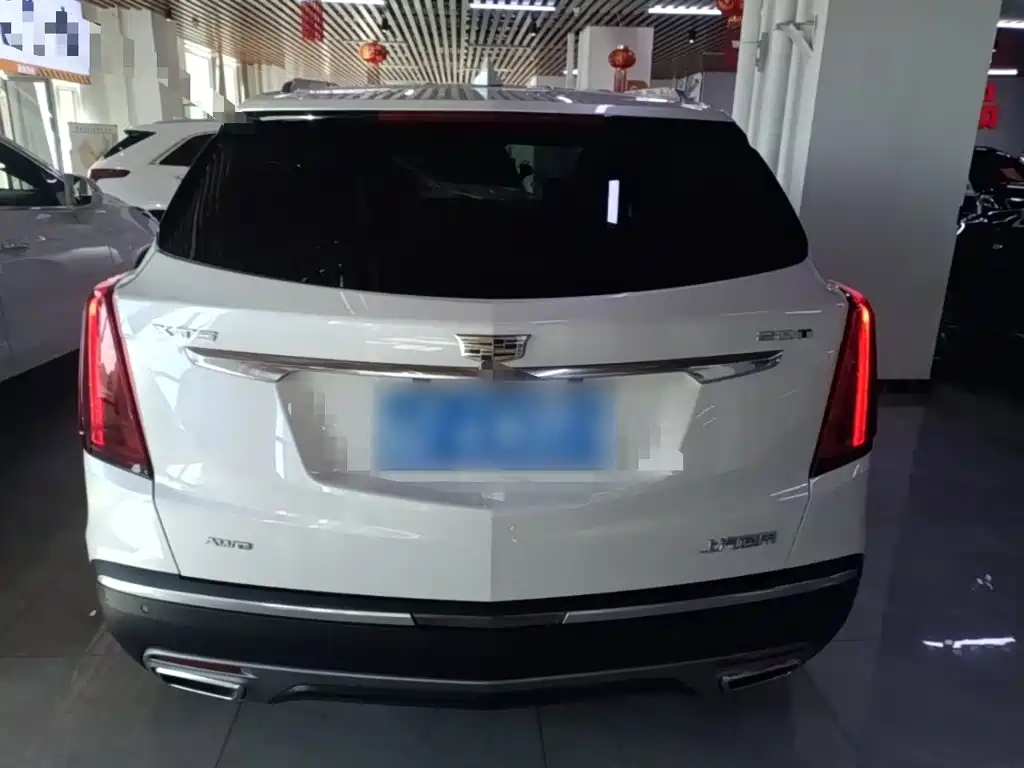 Cadillac XT5 — фото 6