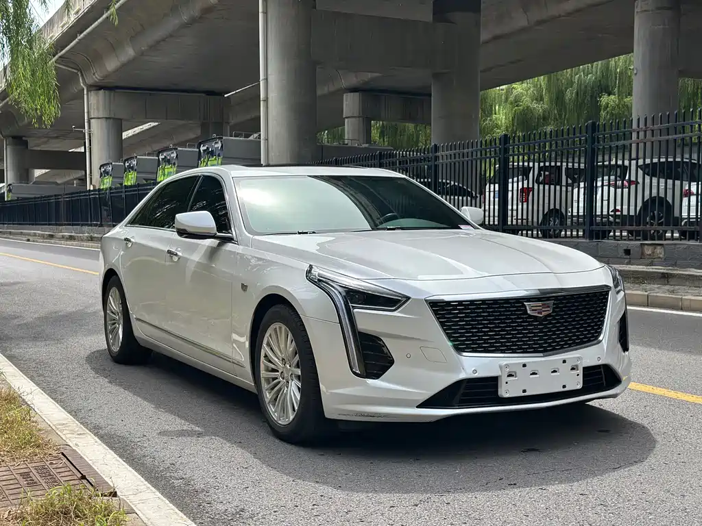 Cadillac CT6 — фото 3